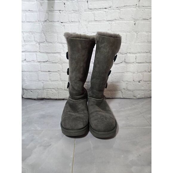 UGG Bailey Triple II Women's Size 8 Grey Boots - Picture 1 of 8